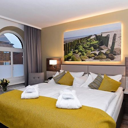 Hotel Sylter Hof เวสเทอร์แลนด์ ภายนอก รูปภาพ