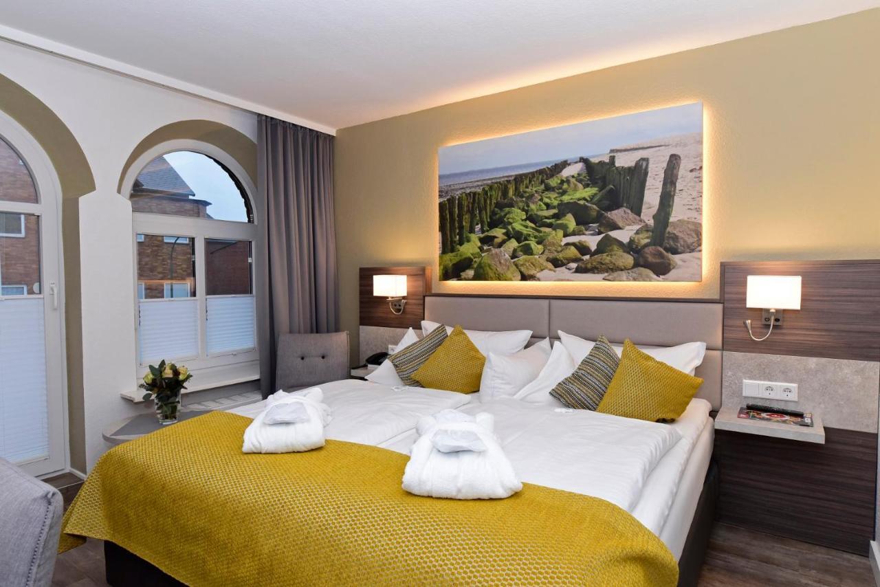 Hotel Sylter Hof เวสเทอร์แลนด์ ภายนอก รูปภาพ